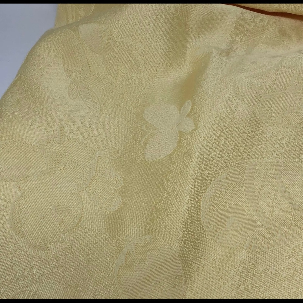 Easter Tablecloth - Picture 6 of 9